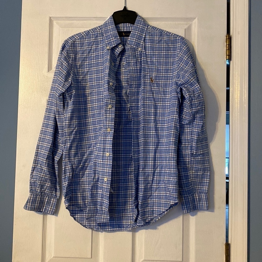 Ralph Lauren mens button down; size small